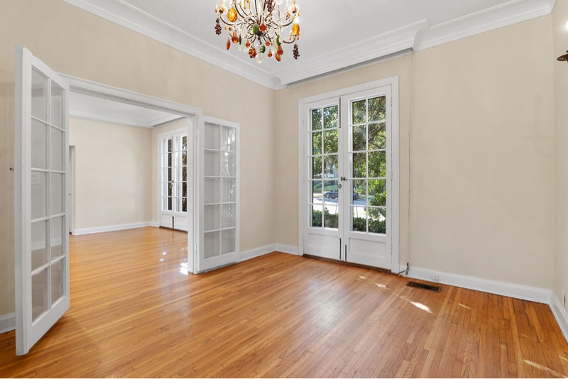 Building Photo - 420 S Beverwil Dr