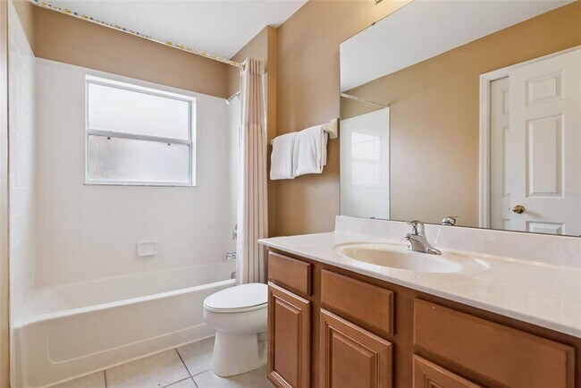 Building Photo - 1162 Solana Cir