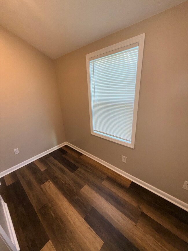 Building Photo - 3211 St Lukes Ln