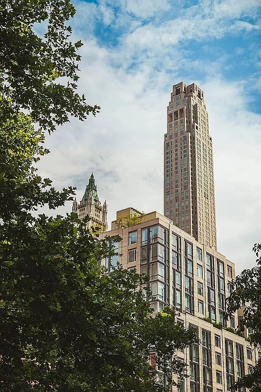 Building Photo - 111 Reade St