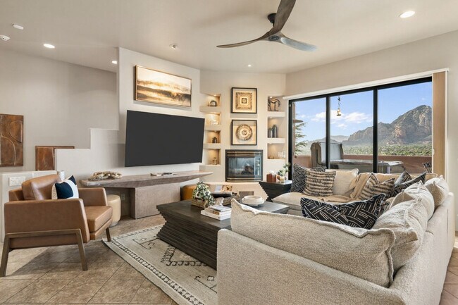 Building Photo - 30 Sycamore Canyon Rd