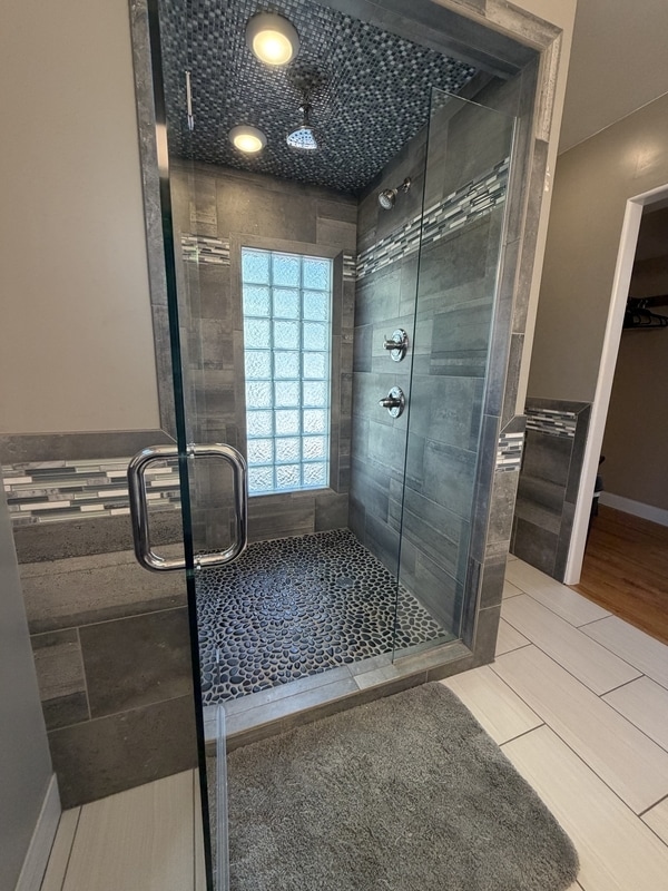 Building Photo - 845 Illinois St