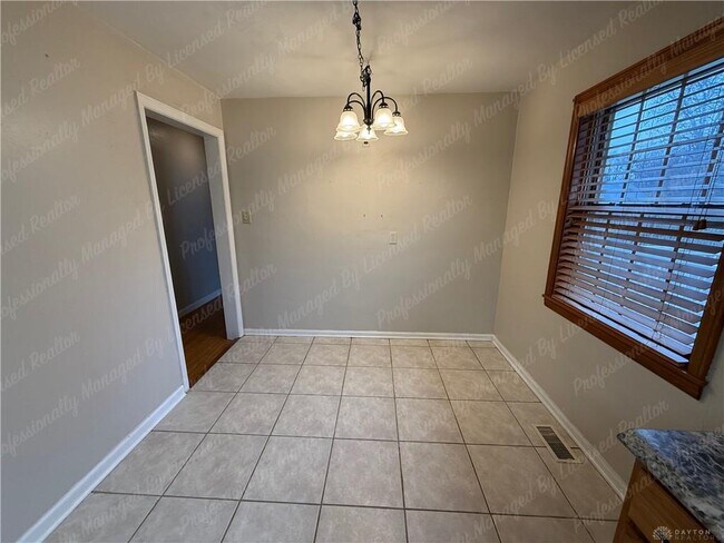 Building Photo - 217 Wolf Ave