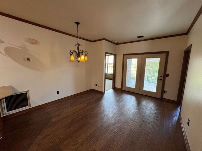 Building Photo - Stunning 3 bed in immaculate community, NO...