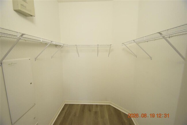 Building Photo - 644 Chesney Dr