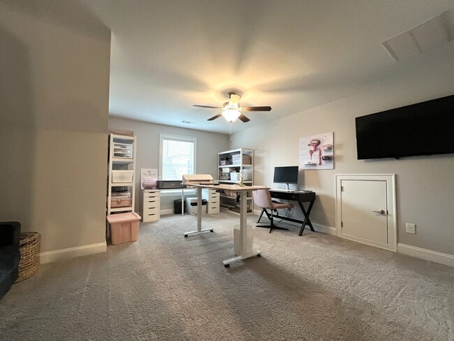 Building Photo - Available July 1, 2026!