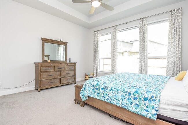 Building Photo - 8906 Luddenham Lilac Ln