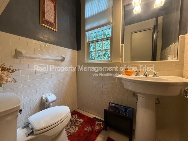 Building Photo - 10 Postbridge Ct