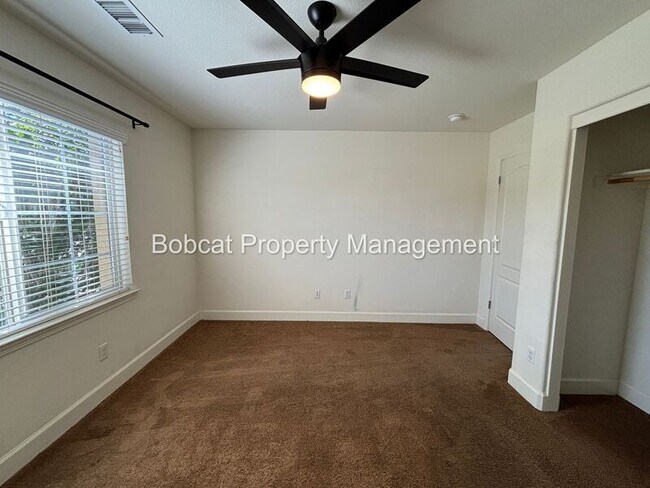 Building Photo - 6515 Copper Mountain Dr
