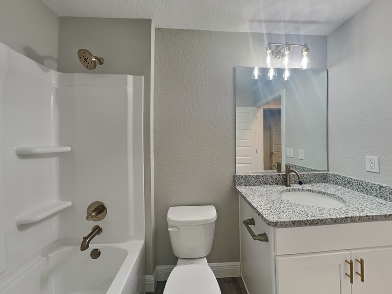 Building Photo - 13 Locust Loop