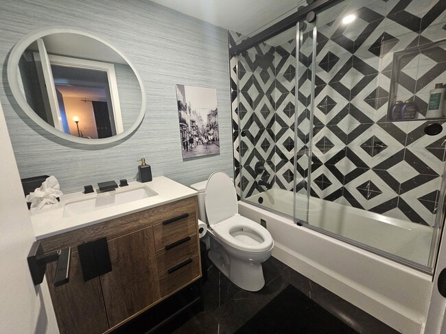 Building Photo - 1541 S Ocean Blvd