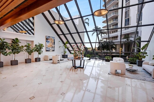 Building Photo - 19707 Turnberry Way