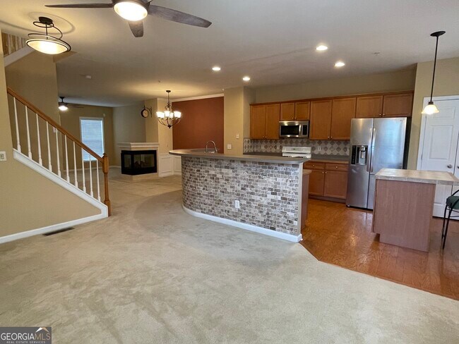 Building Photo - 1773 Highlands View Dr