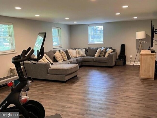 Building Photo - 431 Covered Bridge Rd