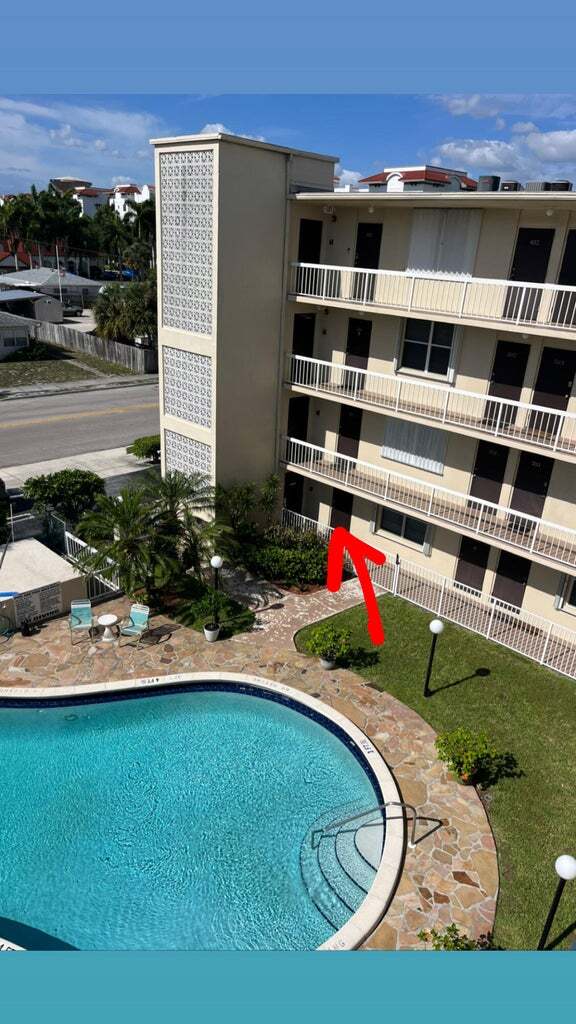 Community Pool - 1131 SE 4th St