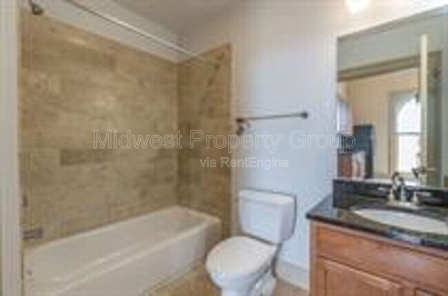 Building Photo - 4244 Chouteau Ave