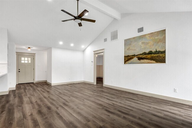 Building Photo - 10115 Kirkbluff Dr