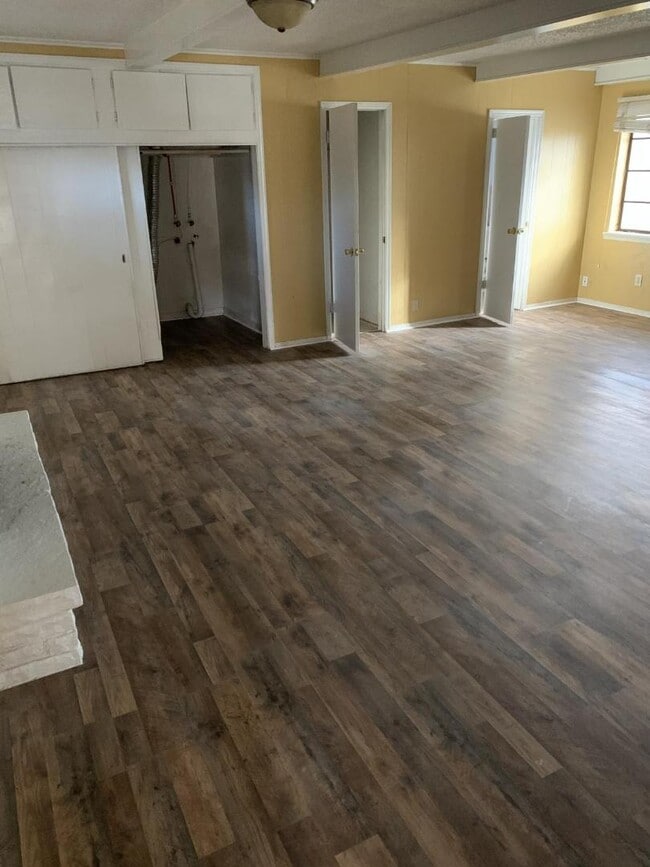 Building Photo - 1509 Meyers Pl