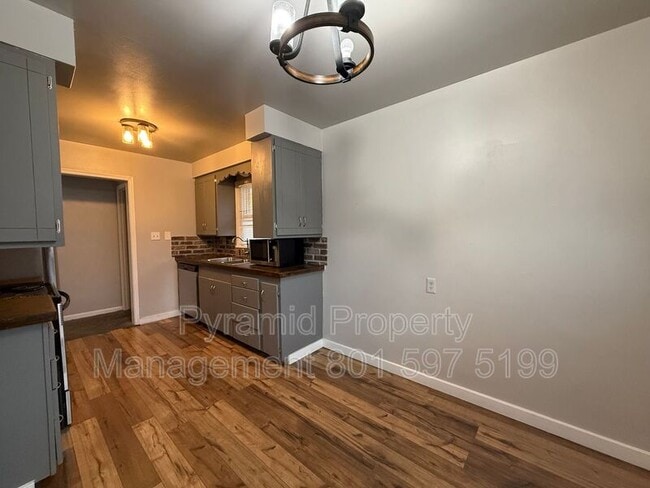 Building Photo - 1141 Rushton St