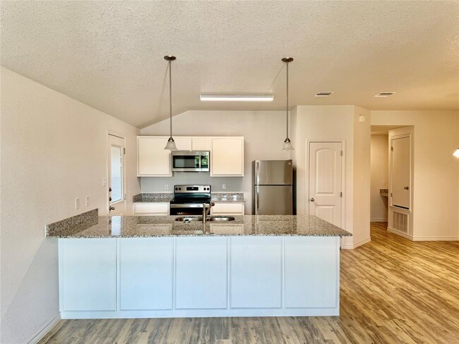 Building Photo - 209 Dolphin Dr