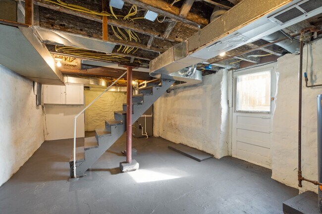 Building Photo - 124 Fitler St