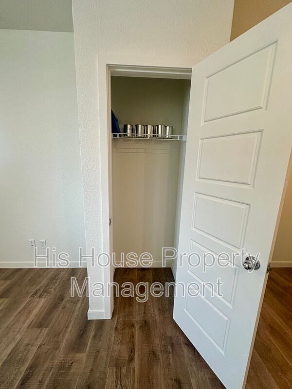 Building Photo - 3904 Pinnacles Ct