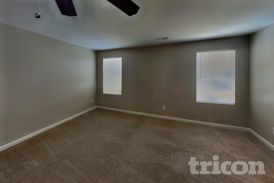 Building Photo - 339 Oakleigh Ln