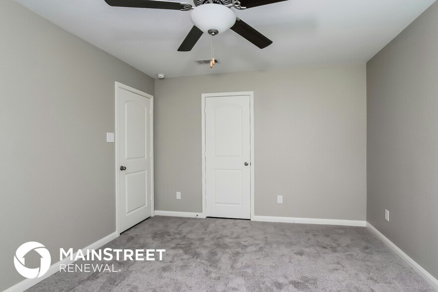 Building Photo - 23075 Bellini Dr