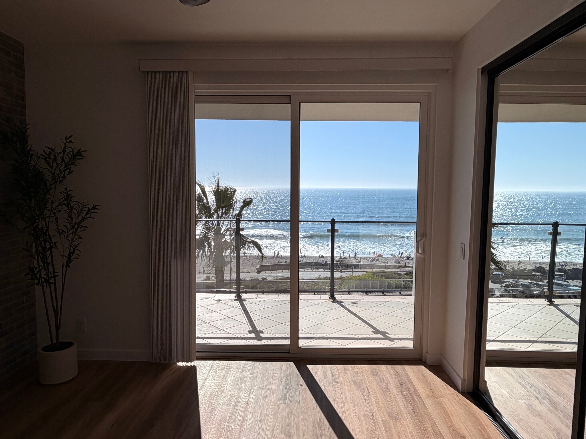 Building Photo - 111 Tamarack Ave