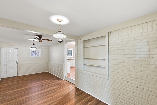 Building Photo - 1434 Marleen St