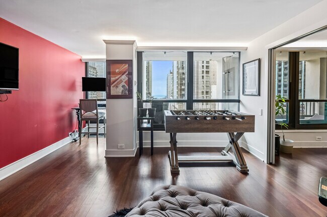 Building Photo - 1030 N State St