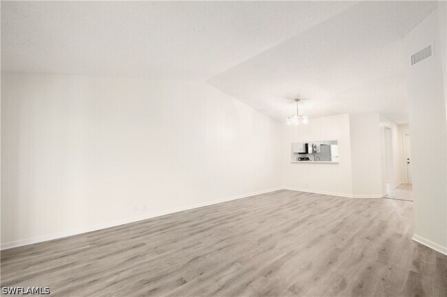 Building Photo - 7791 Esmeralda Way