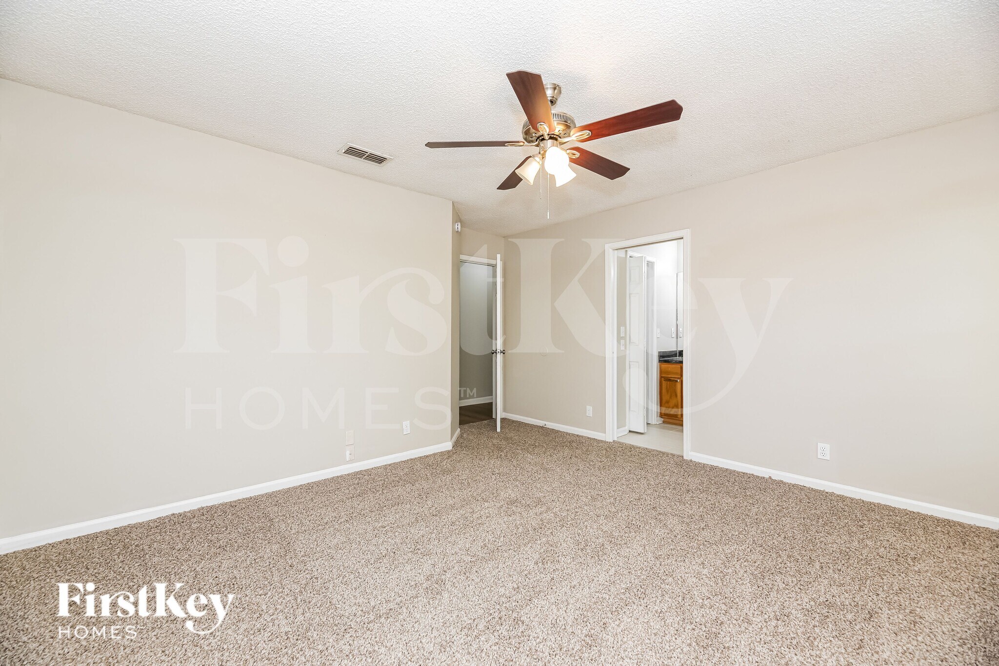 Building Photo - 12621 Ashmore Green Dr