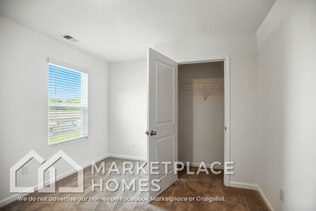Building Photo - 341 Arrowhead Dr