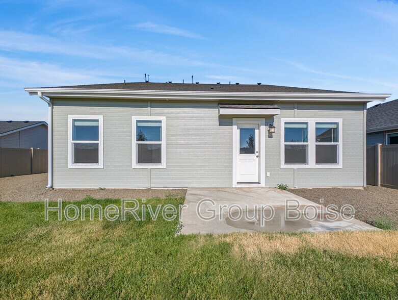 Building Photo - 20444 Owl Creek Ave