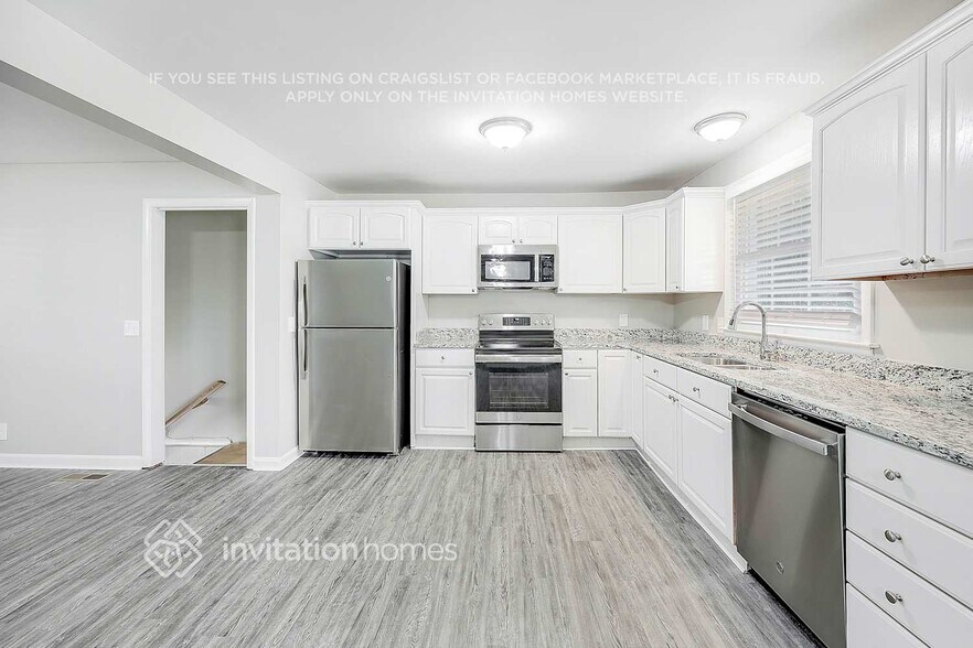 Building Photo - 640 Des Moines Dr