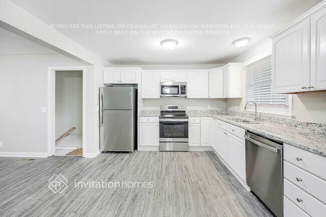 Building Photo - 640 Des Moines Dr