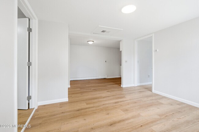Building Photo - 638 Overton Pl