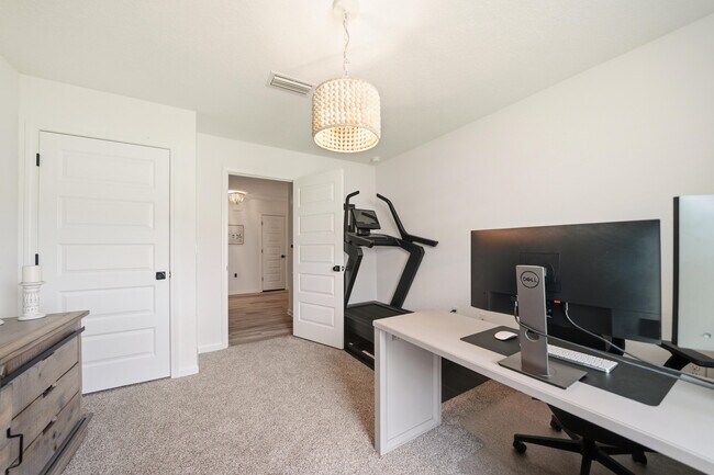 Building Photo - 289 Gray Owl Dr