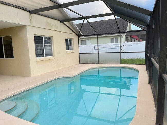 Building Photo - 509 Hillcrest Dr