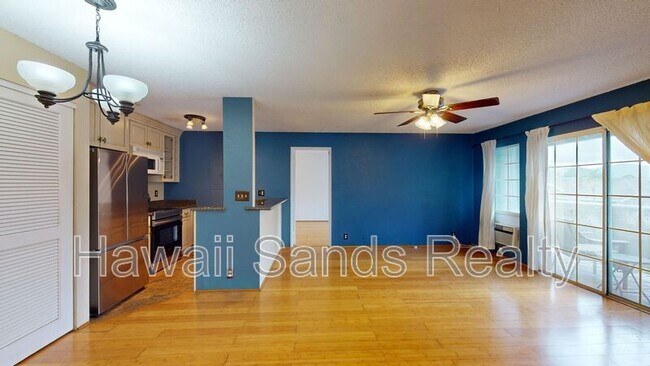 Building Photo - 46-1065-1065 Emepela Wy