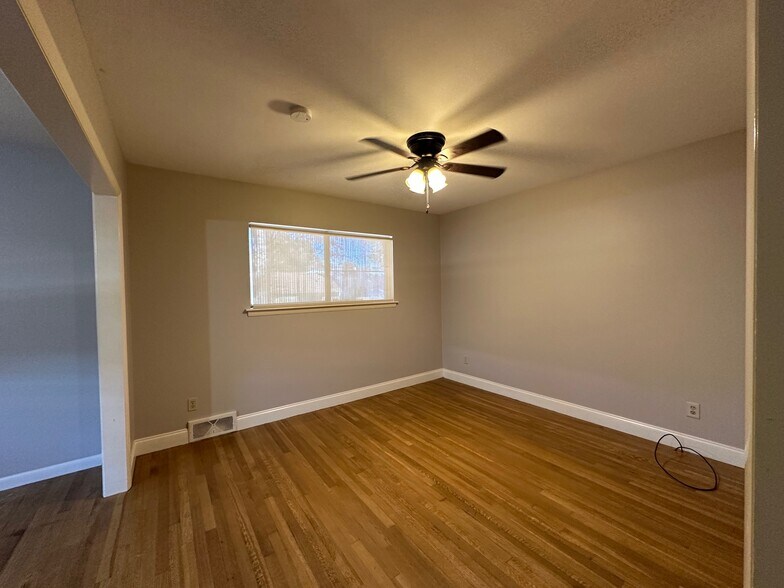 Dining Room - 5538 Rich Rd