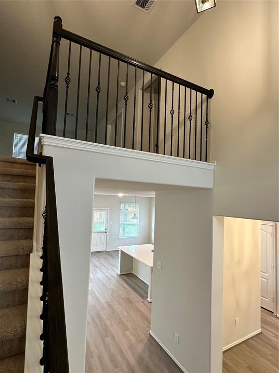 Building Photo - 652 Woodhaven Lks Dr