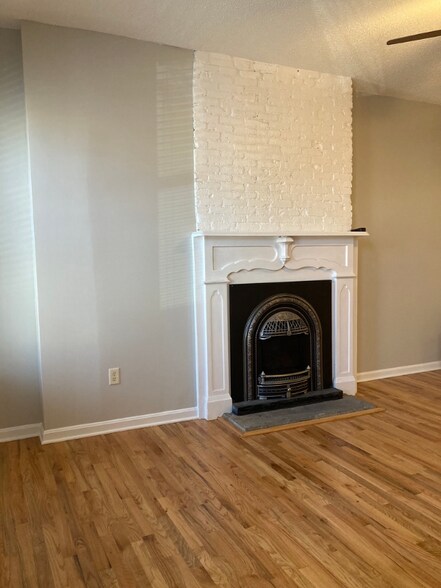 Building Photo - 132 N Collington Ave