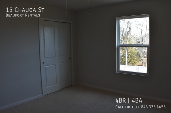 Building Photo - 15 Chauga St