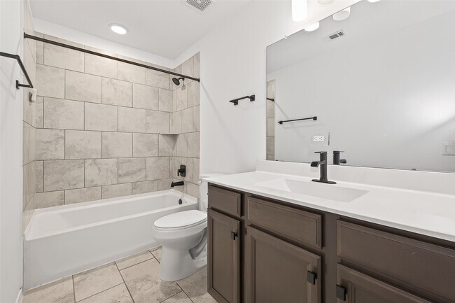 Building Photo - 5122 Emma Forest St