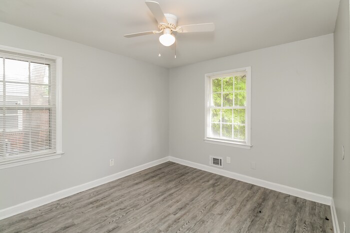 Building Photo - 1513 Omega Dr