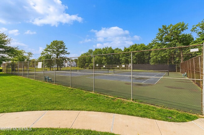 Building Photo - 280 Fairfield Pl