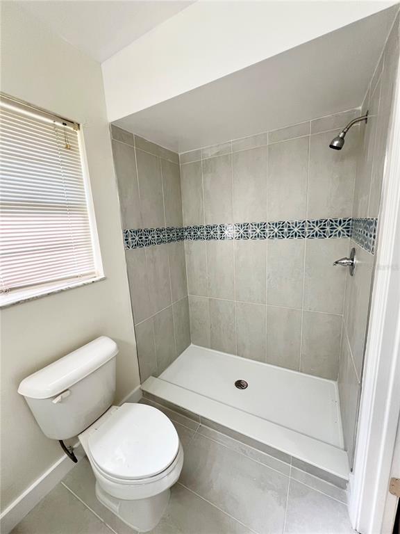 Building Photo - 96 Windtree Ln