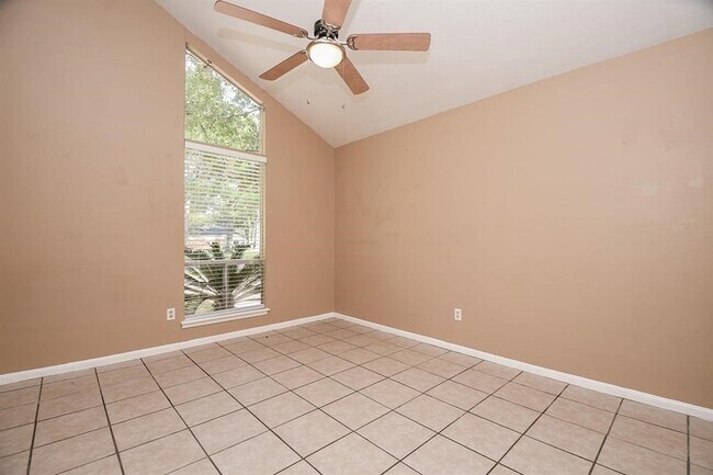 Building Photo - 7411 Betanna Dr